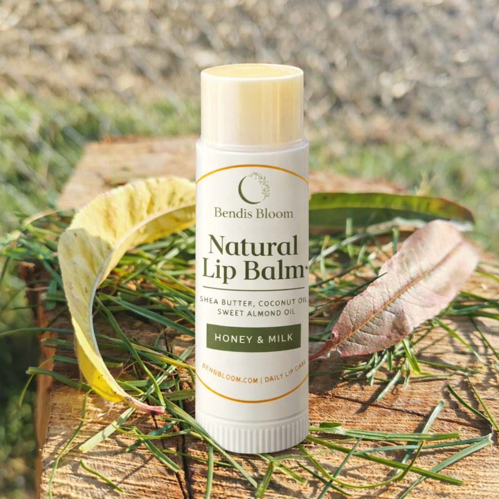 Balsam de Buze Natural cu Unt de Shea și Ulei de Cocos